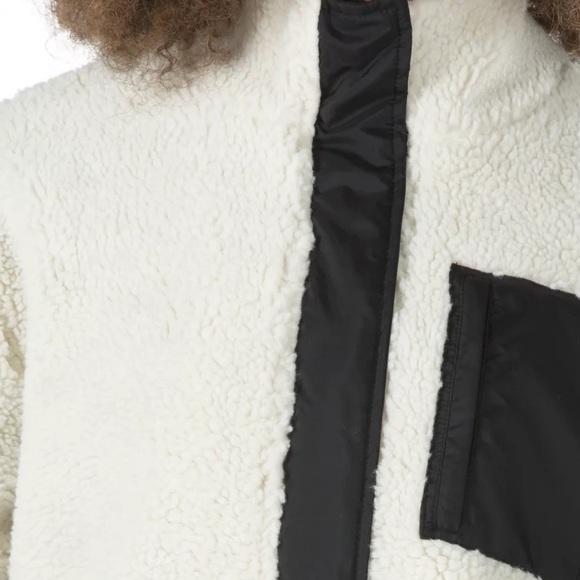 New teddy bear jacket over sized - Picture 3 of 4